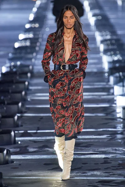 Look 26